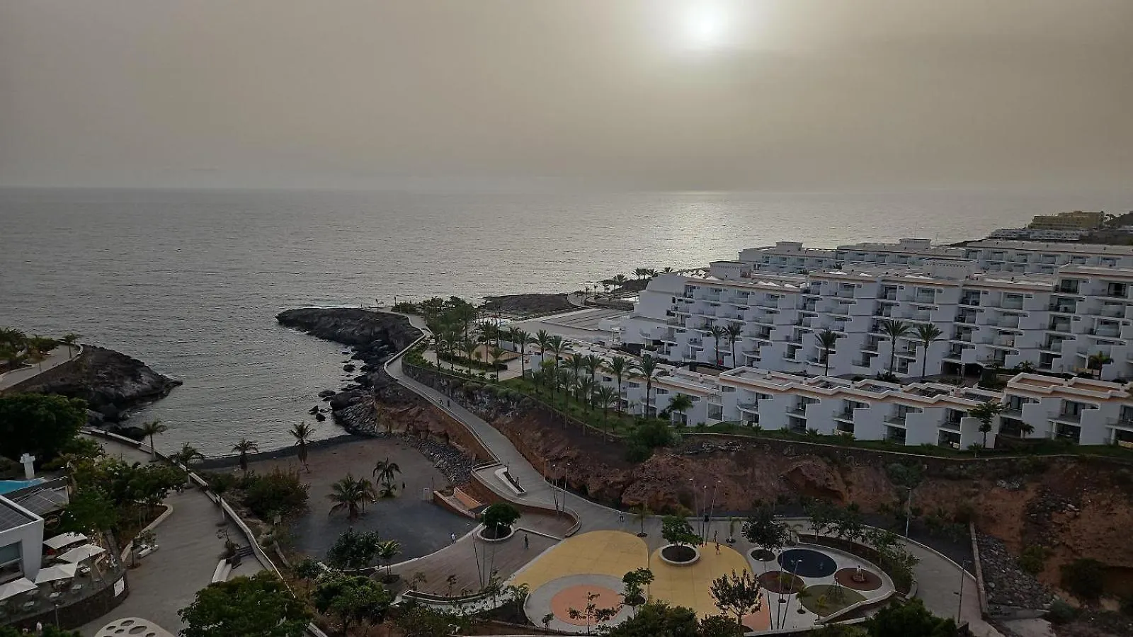 Amazing 2 Bedroom Flat With Beachfront And Pool, Paraiso Del Sur A306 Playa Paraiso  0*, Playa Paraiso (Tenerife)