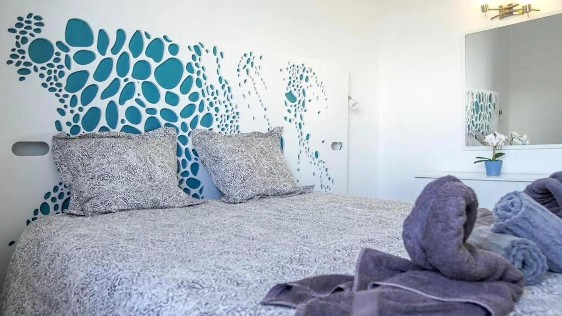פלאיה פראיסו Amazing 2 Bedroom Flat With Beachfront And Pool, Paraiso Del Sur A306 0*, פלאיה פראיסו ספרד