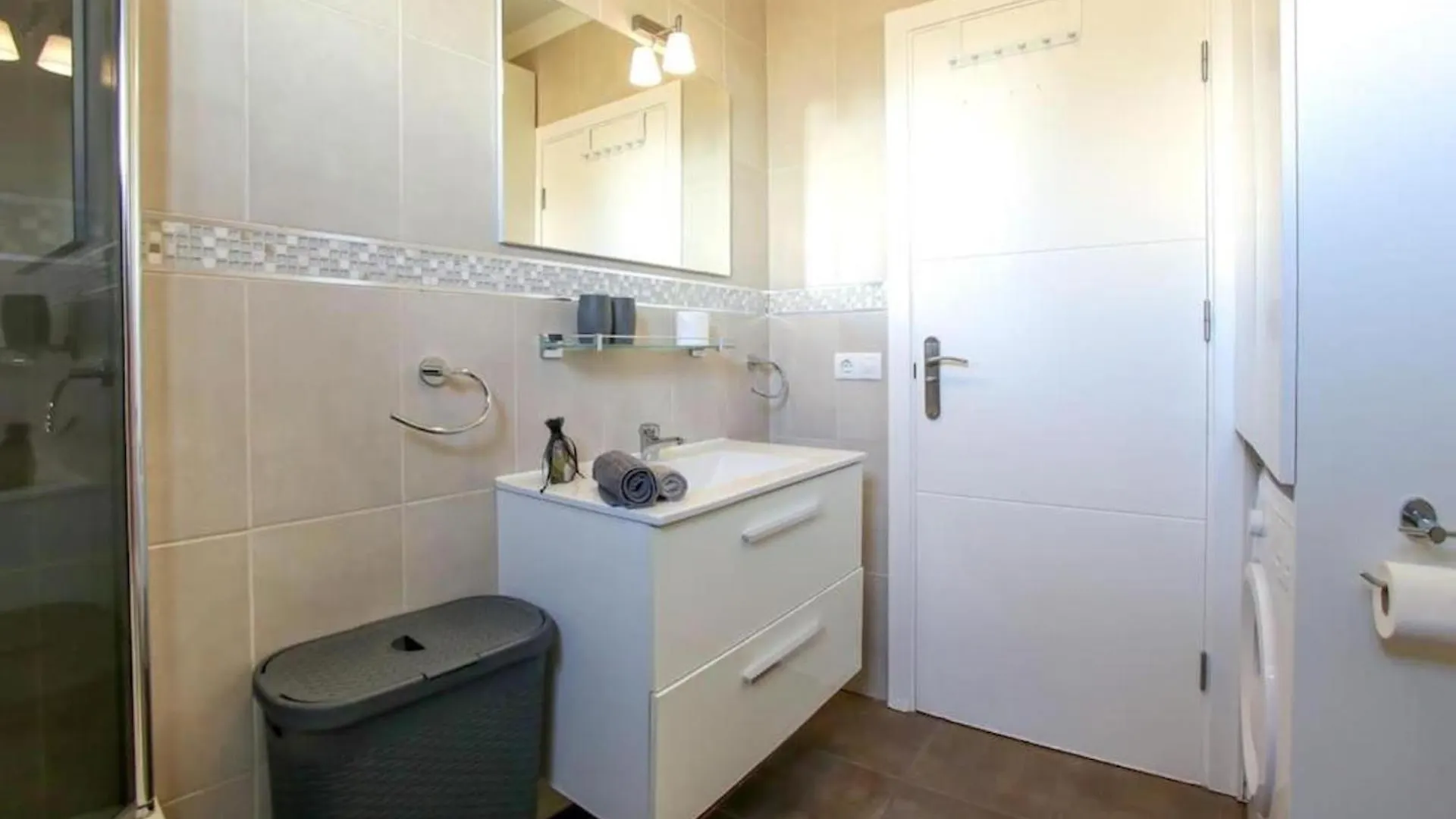 פלאיה פראיסו Amazing 2 Bedroom Flat With Beachfront And Pool, Paraiso Del Sur A306 דירה
